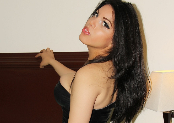 20230114-vivian-blackdress-p